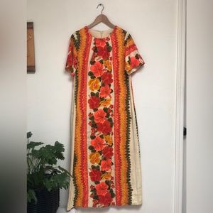 Ui-Maikai Vintage Dress. Size L